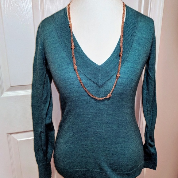 The Limited Sweater - Picture 1 of 3